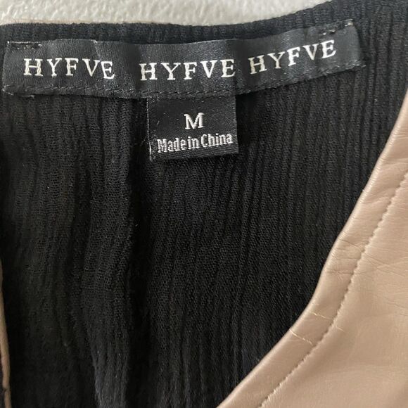 HYFVE Blouse Sleeveless Faux Leather Sheer Studded Open Back Womens M Black Tan - Picture 9 of 12